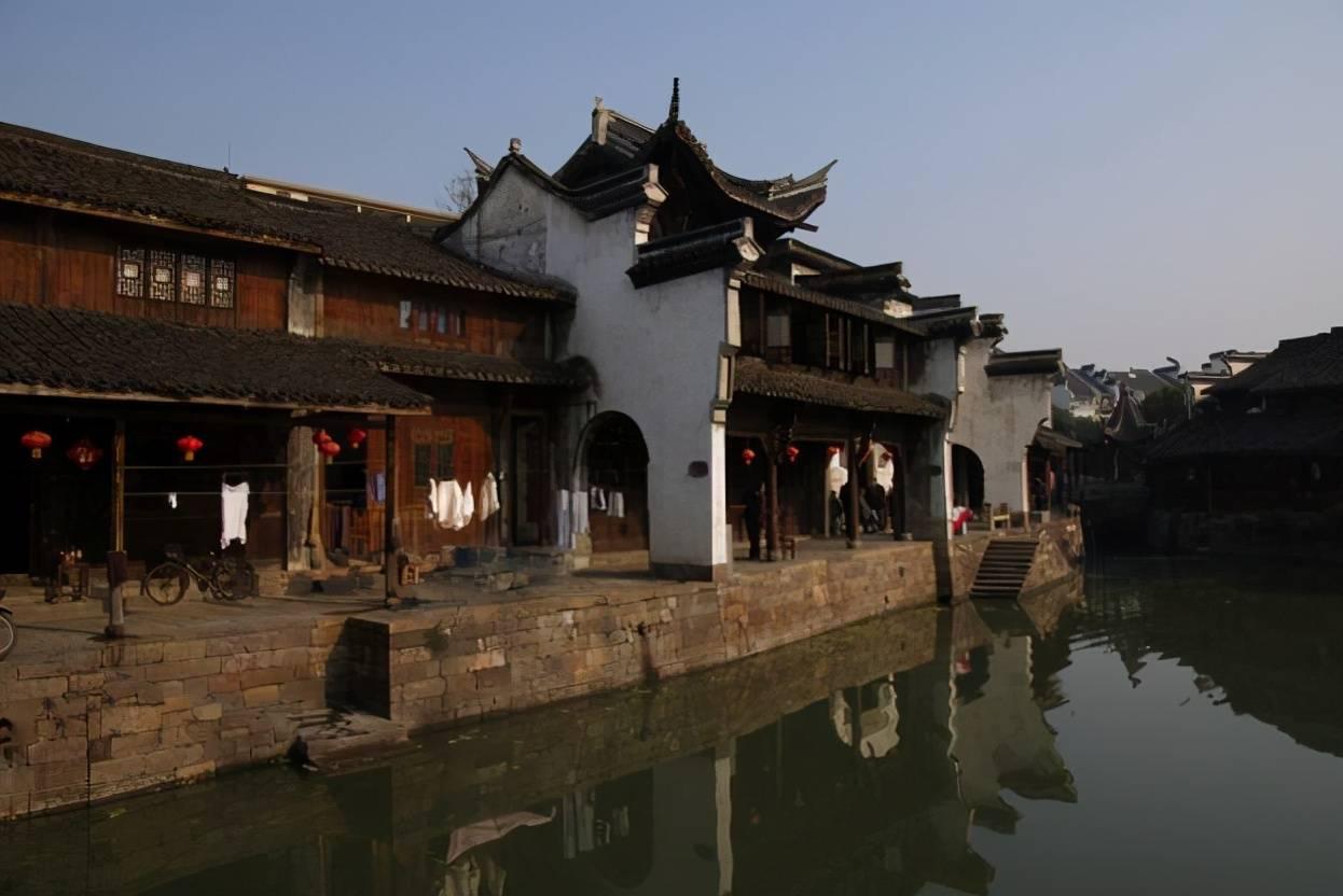 世界上有什么案例会让人怀疑平行世界是不是真的存在？